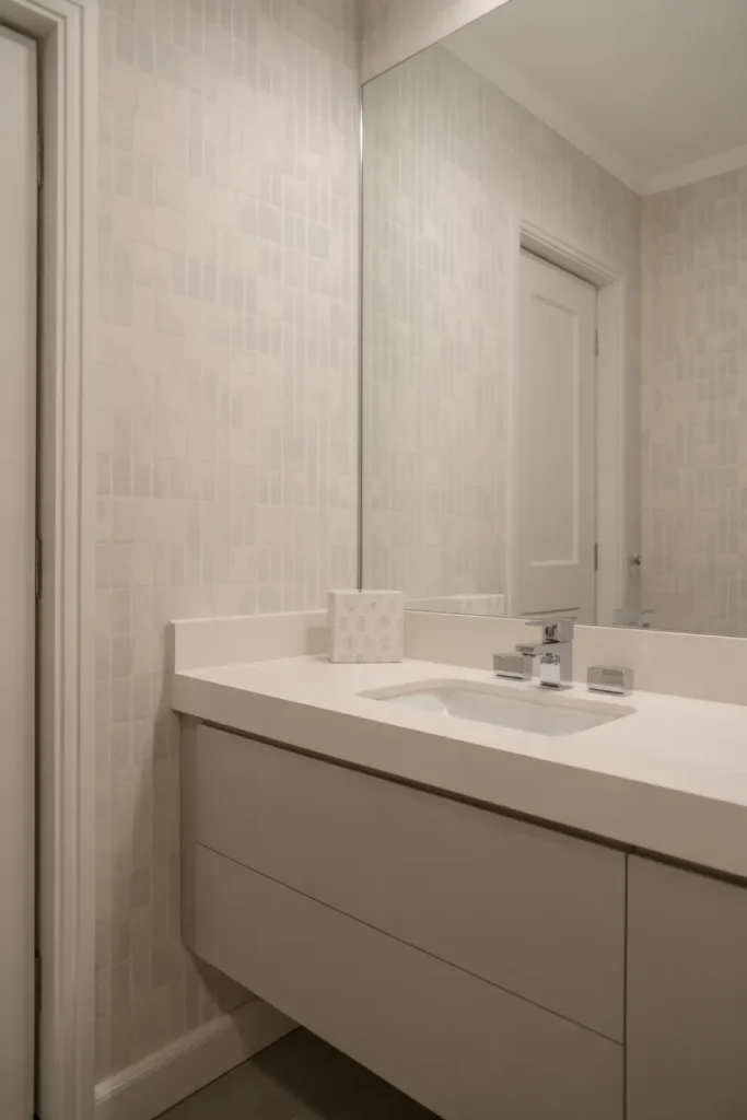  Soft Gray Geometric Wallpaper Elegance